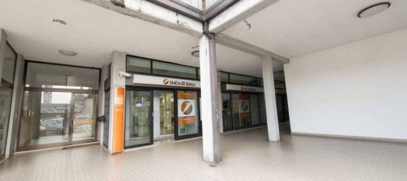 Gewerbliche Immobilie in Buttapietra, Italy 60m², Nr. 132777 5