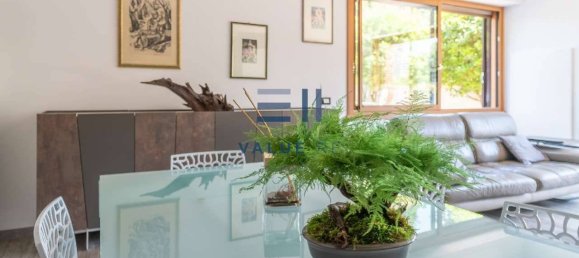 3 bedrooms Apartment in Rome, Italy No. 317522 20