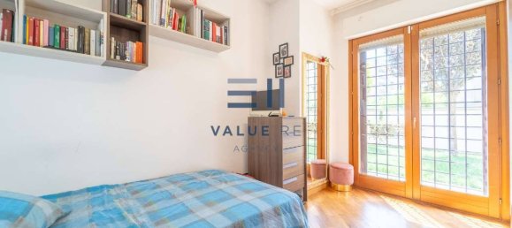 3 bedrooms Apartment in Rome, Italy No. 317522 13