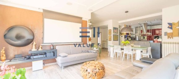 3 bedrooms Apartment in Rome, Italy No. 317522 4