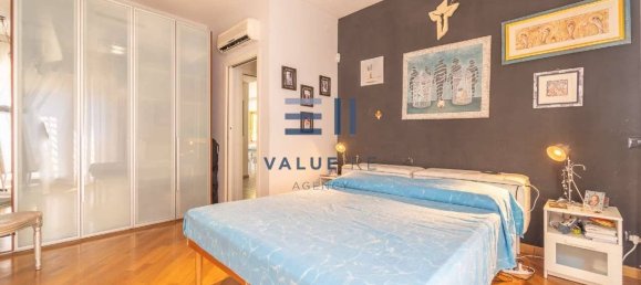 3 bedrooms Apartment in Rome, Italy No. 317522 8