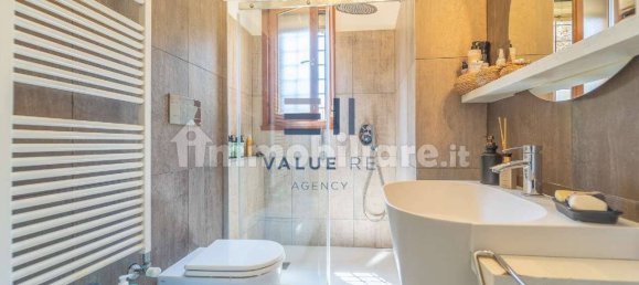 3 bedrooms Apartment in Rome, Italy No. 317522 10