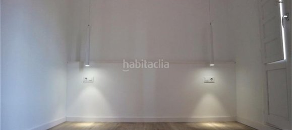 1 Schlafzimmer Wohnung in Ciutat Vella, Spain, Nr. 136564 8