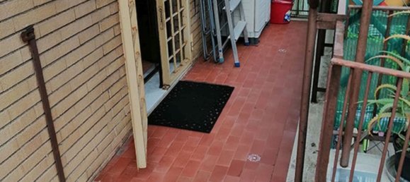 3 rooms Apartment in Rome, Italy No. 17042 13