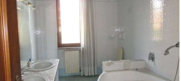 11-salle Villa à Burago di Molgora, Italy No. 5341 16