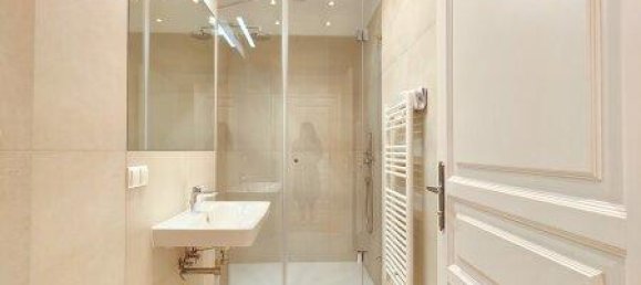 Квартира с 3 комнатами в Леопольдштадт, Австрия № 261886 3