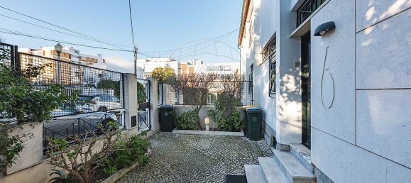 7 bedrooms House in Lisbon, Portugal No. 55999 47