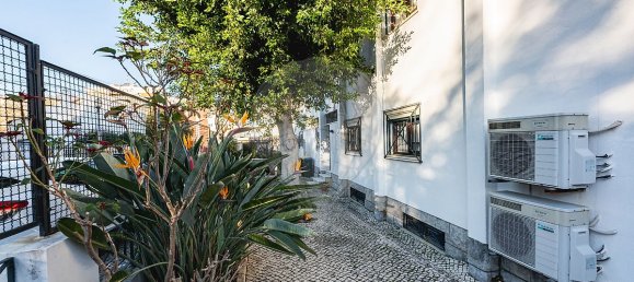 7 bedrooms House in Lisbon, Portugal No. 55999 46