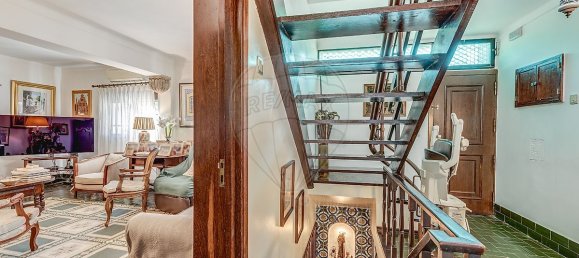 7 bedrooms House in Lisbon, Portugal No. 55999 13