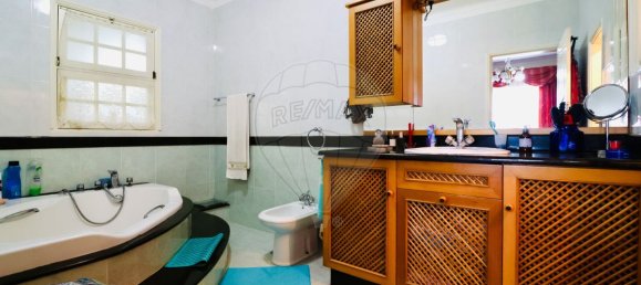 5 bedrooms House in Lanheses, Portugal No. 174790 11