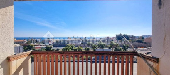 2 bedrooms Apartment in Catania, Italy No. 274162 3