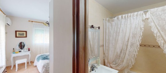 4 bedrooms Townhouse in Almayate Bajo, Spain No. 51988 16