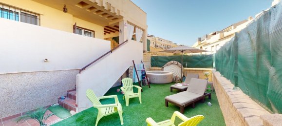 4 bedrooms Townhouse in Almayate Bajo, Spain No. 51988 2