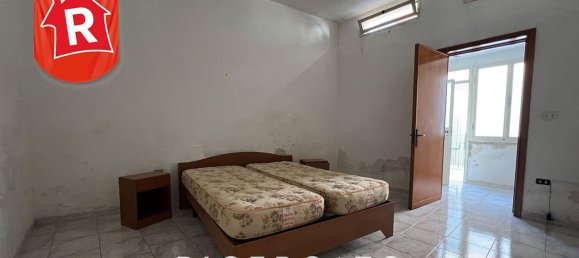 4-Zimmer Haus in Surbo, Italy, Nr. 137937 14