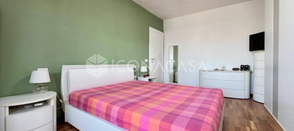 Apartamento de 3 dormitorios en Matera, Italy No. 345213 11