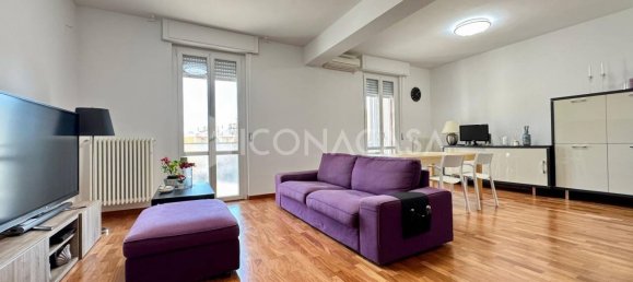 Apartamento de 3 dormitorios en Matera, Italy No. 345213 2