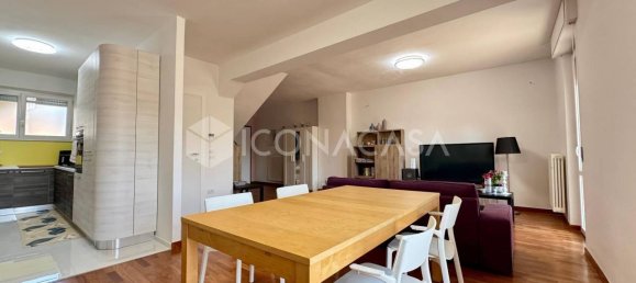 Apartamento de 3 dormitorios en Matera, Italy No. 345213 4