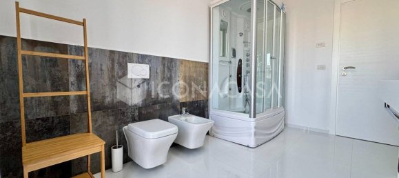 Apartamento de 3 dormitorios en Matera, Italy No. 345213 19