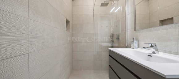 4 bedrooms Villa in Quelfes, Portugal No. 312824 8