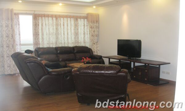 Квартира с 4 спальнями в Тэйхо, Вьетнам № 6093