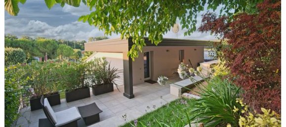 Villa de 3 dormitorios en Padenghe sul Garda, Italy No. 363285 5