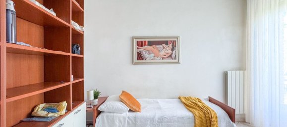 4 bedrooms Apartment in Siena, Italy No. 348217 17