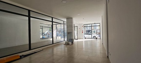 Gewerbliche Immobilie in Lisbon, Portugal 111m², Nr. 10735 11