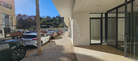 Gewerbliche Immobilie in Lisbon, Portugal 111m², Nr. 10735 4