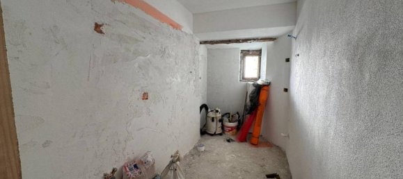 5-salle Maison à Sondalo, Italy No. 121079 13