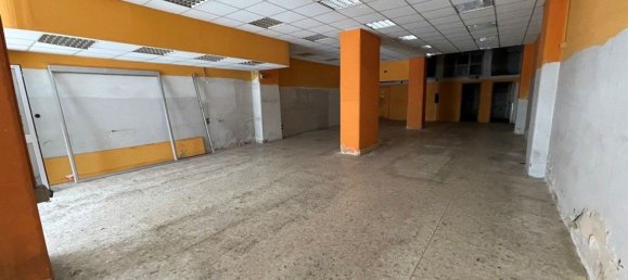 Propriété commerciale à Cosenza, Italy 207m² No. 118366 3