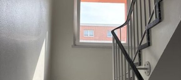 Apartamento de 4 habitaciónes en Pinneberg, Germany No. 273628 2