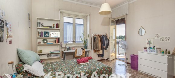 Apartamento de 3 habitaciónes en Rome, Italy No. 294015 3