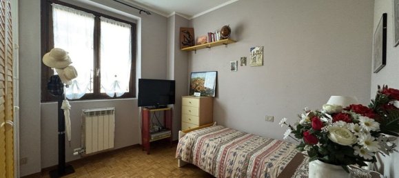 Villa de 4 habitaciónes en Cesate, Italy No. 110131 25