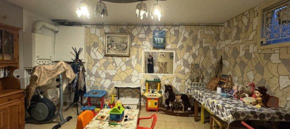 Villa de 4 habitaciónes en Cesate, Italy No. 110131 2