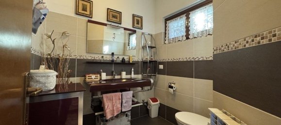 Villa de 4 habitaciónes en Cesate, Italy No. 110131 22