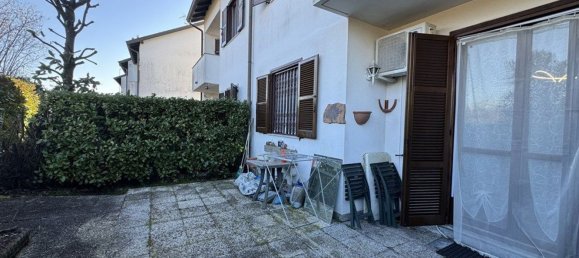 Villa de 4 habitaciónes en Cesate, Italy No. 110131 8