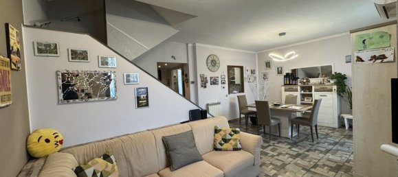 Villa de 4 habitaciónes en Cesate, Italy No. 110131 18