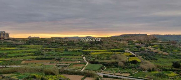 2 غرف نوم شقة في Xaghra, Malta رقم 5702 3