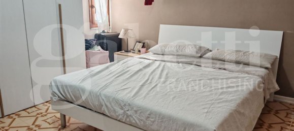 4 bedrooms Apartment in Pozzilli, Italy No. 311522 8