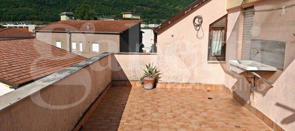 4 bedrooms Apartment in Pozzilli, Italy No. 311522 13