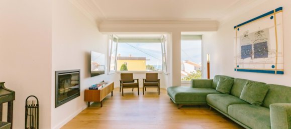 4 bedrooms Villa in Cascais, Portugal No. 54128 3