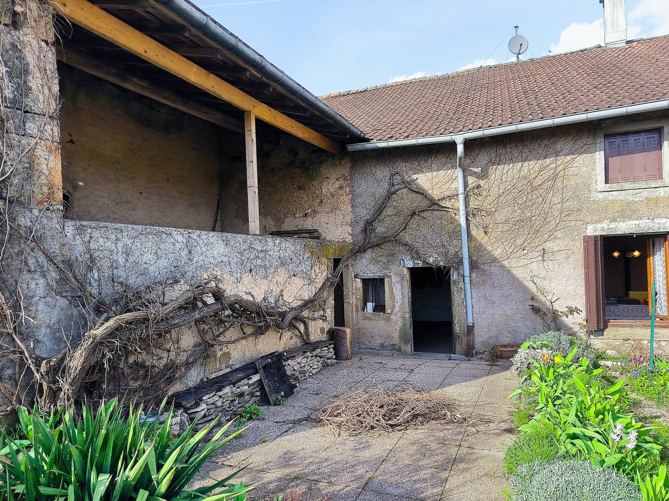 Casa de 4 dormitorios en Nonville, France No. 72043