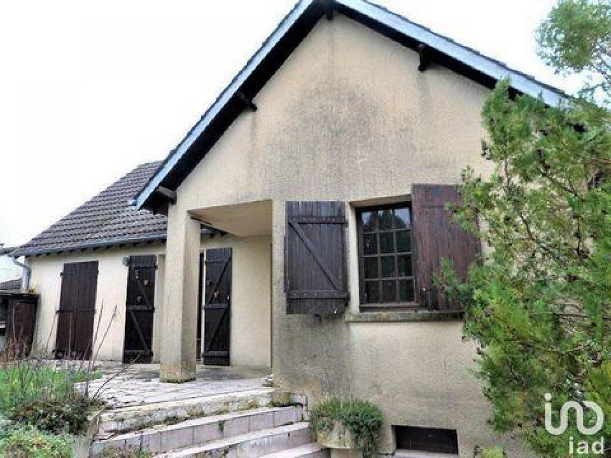4 bedrooms House in Joigny, France No. 9802