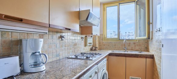 2 bedrooms Apartment in Paris, France No. 116951 5