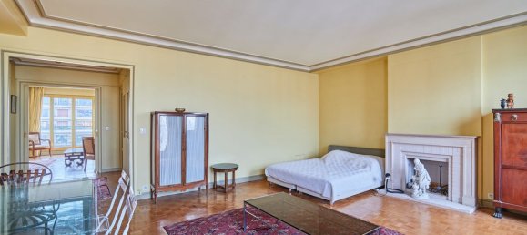 2 bedrooms Apartment in Paris, France No. 116951 8