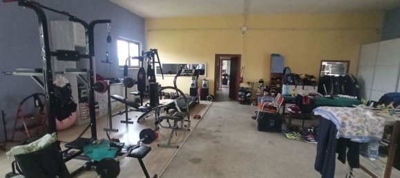 Дом с 5 комнатами в Паникале, Италия № 108034 6