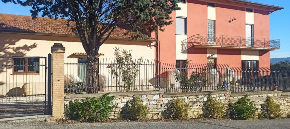 Дом с 5 комнатами в Паникале, Италия № 108034 17