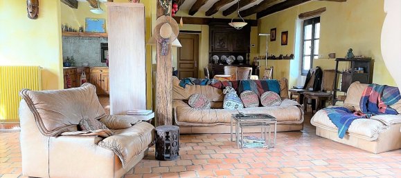 Casa de 4 dormitorios en Le Charme, France No. 286914 5