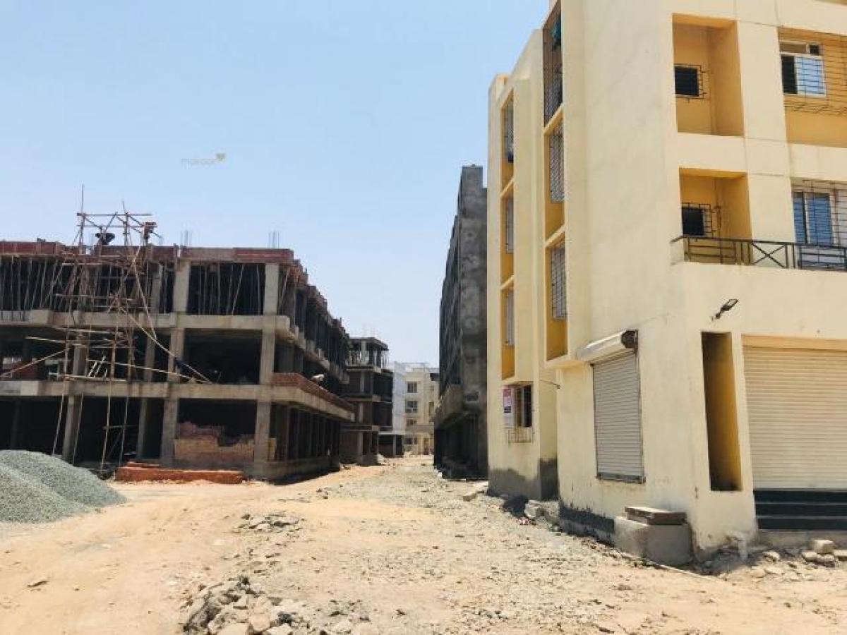 2 bedrooms House in Mumbai, India No. 24413