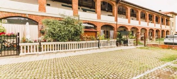 2 Schlafzimmer Wohnung in Caponago, Italy, Nr. 361205 2